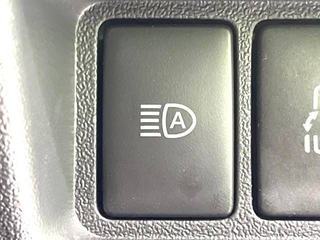 Toyota HIACE VAN 2019-05 17985-6