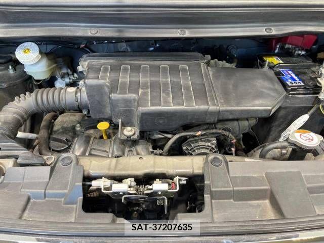 Nissan ROOX 2015-07 323773-18