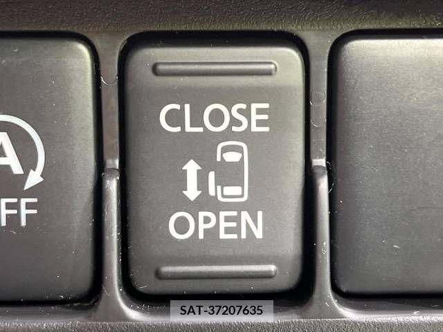 Nissan ROOX 2015-07 323773-4