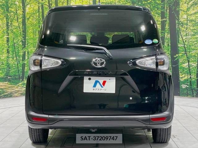 Toyota SIENTA 2016-10 224109-15