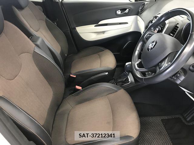 Renault CAPTUR 2018-01 283079-1