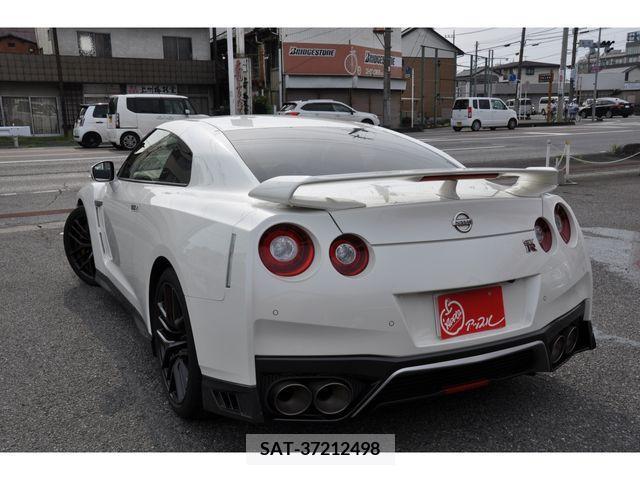 Nissan GT-R 2016-09 387121-2
