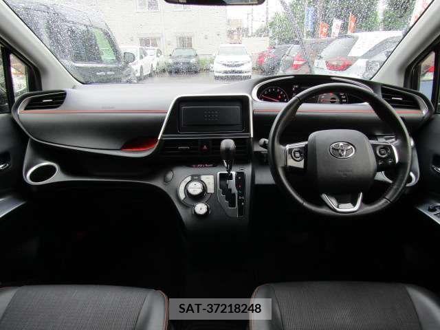 Toyota SIENTA 2017-09 325970-14