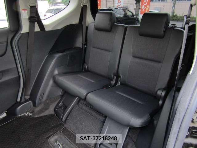 Toyota SIENTA 2017-09 325970-17