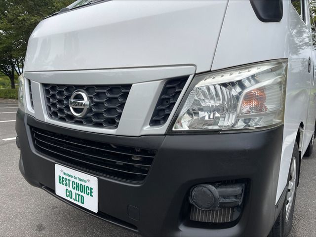 Nissan NV350 Caravan 2015-05 17056-14