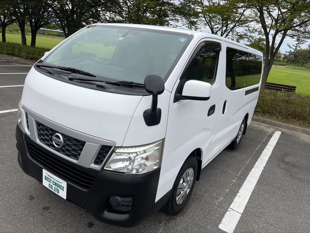 Nissan NV350 Caravan 2015-05 17056-10