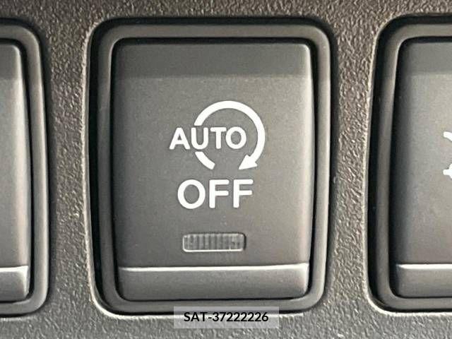 Nissan JUKE 2016-05 273999-7