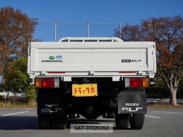 Isuzu ELF TRUCK 2016-09 207793-8