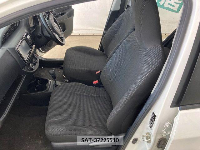 Toyota VITZ 2019-02 233636-13
