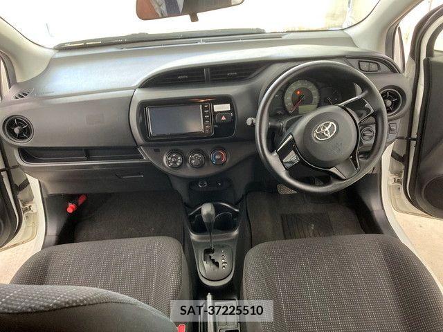 Toyota VITZ 2019-02 233636-1