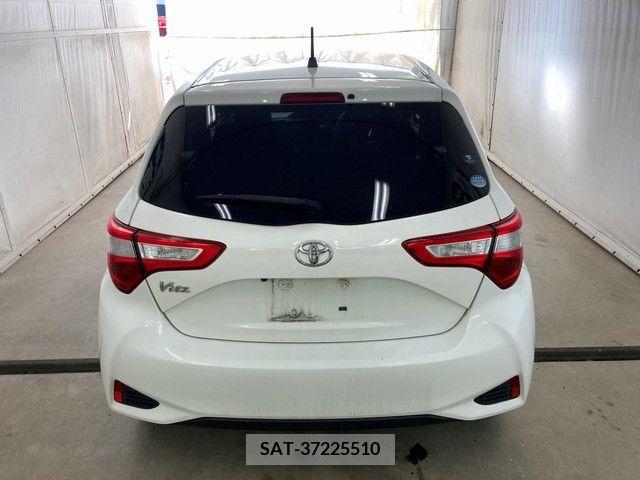 Toyota VITZ 2019-02 233636-6