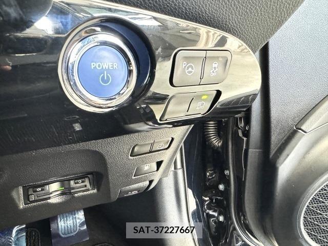 Toyota PRIUS PHV 2019-09 322603-17