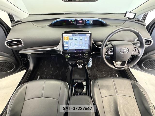 Toyota PRIUS PHV 2019-09 322603-2