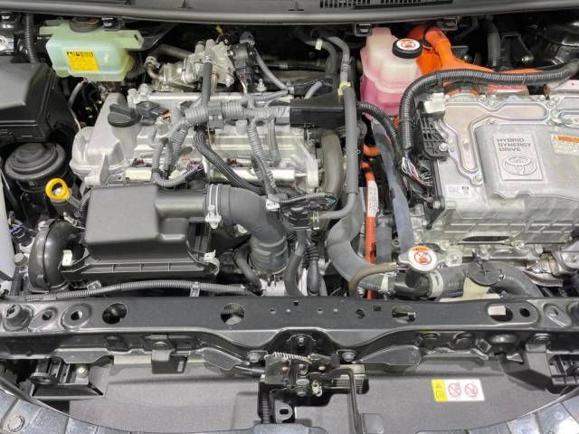 Toyota AQUA 2018-05 189013-18