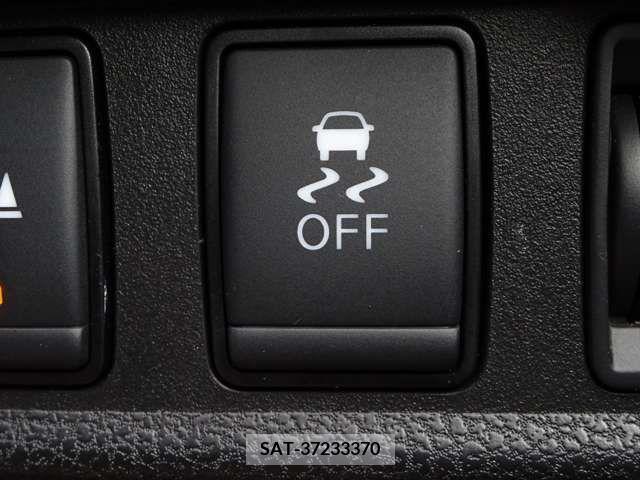 Nissan NOTE 2019-07 328432-17