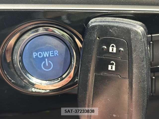 Toyota PRIUS 2016-06 209730-14