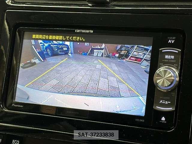 Toyota PRIUS 2016-06 209730-3