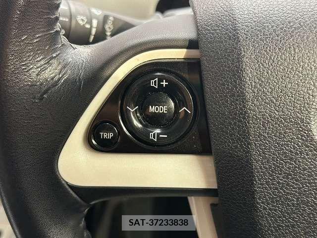 Toyota PRIUS 2016-06 209730-5