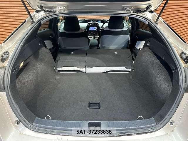 Toyota PRIUS 2016-06 209730-19