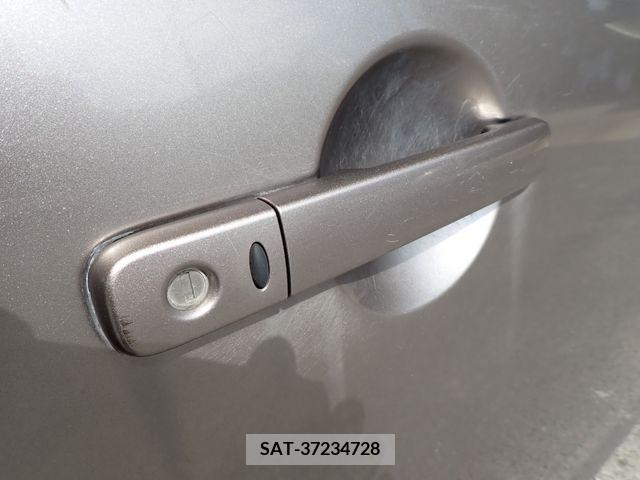 Nissan SERENA 2007-02 284340-8