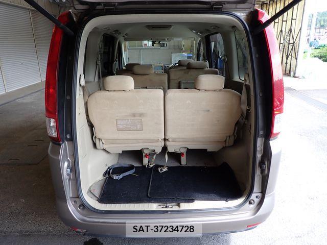 Nissan SERENA 2007-02 284340-21