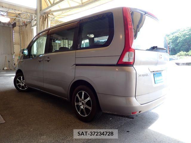 Nissan SERENA 2007-02 284340-2