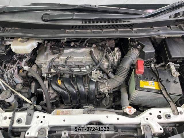 Toyota VOXY 2020-01 370315-19