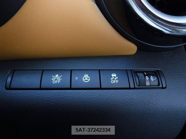 Nissan KICKS 2021-03 209225-10