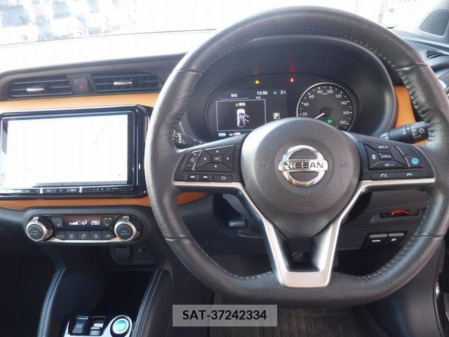 Nissan KICKS 2021-03 209225-1