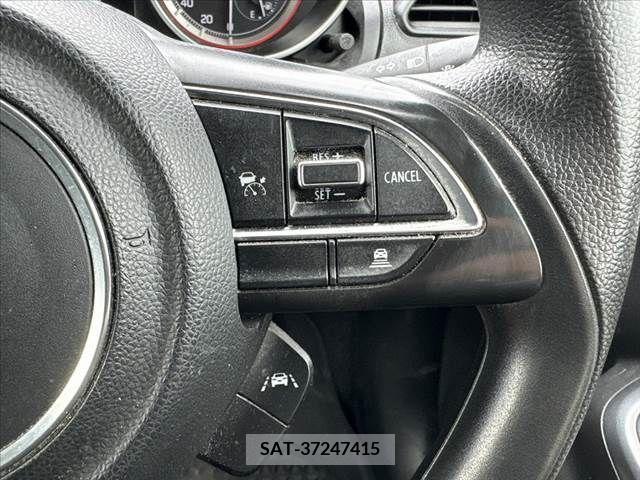 Suzuki SWIFT 2021-10 320956-5