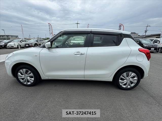 Suzuki SWIFT 2021-10 320956-11