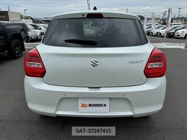 Suzuki SWIFT 2021-10 320956-14