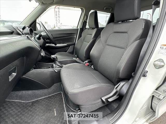 Suzuki SWIFT 2021-10 320956-17