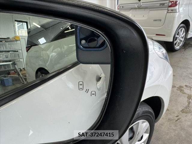 Suzuki SWIFT 2021-10 320956-4