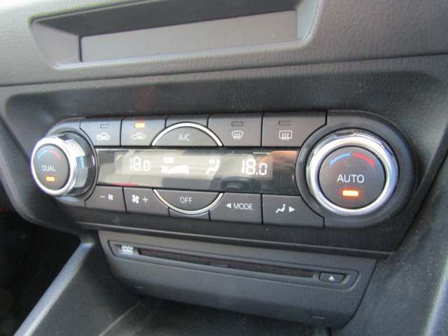 Mazda AXELA SPORT 2015-04 11259-12