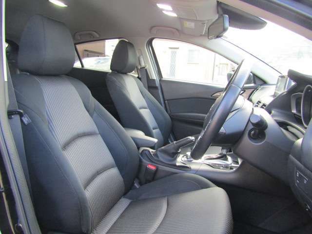 Mazda AXELA SPORT 2015-04 11259-8