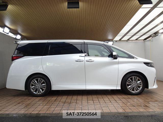 Toyota ALPHARD 2024-01 380330-6