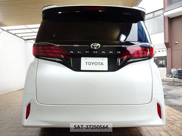 Toyota ALPHARD 2024-01 380330-9