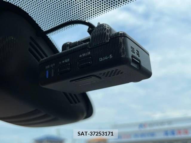 Nissan SERENA 2019-09 393891-7