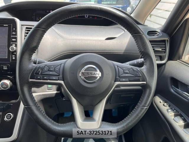 Nissan SERENA 2019-09 393891-12