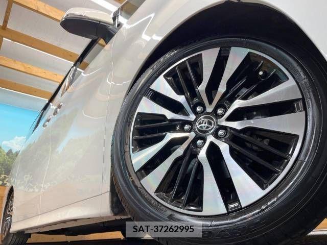 Toyota ALPHARD 2022-08 215015-18