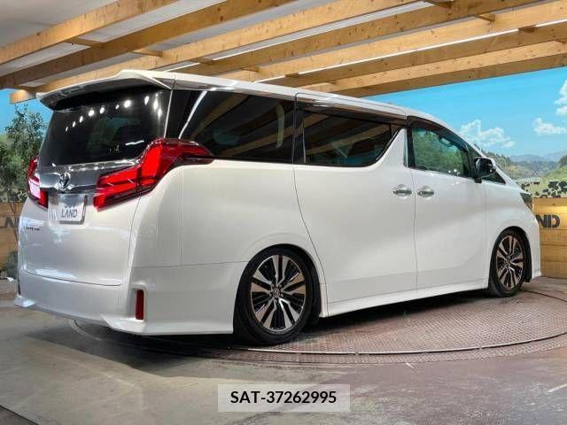 Toyota ALPHARD 2022-08 215015-16
