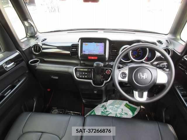 Honda N BOX CUSTOM 2015-05 377575-1