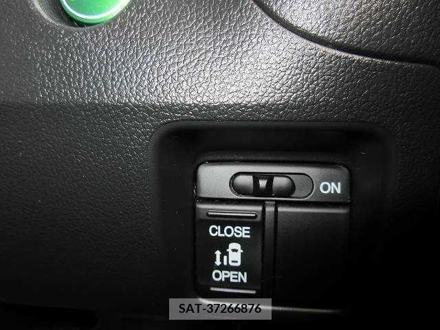 Honda N BOX CUSTOM 2015-05 377575-7