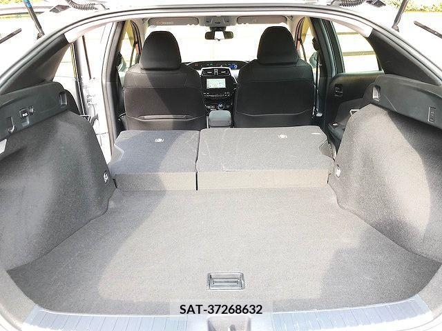 Toyota PRIUS 2021-03 282016-24