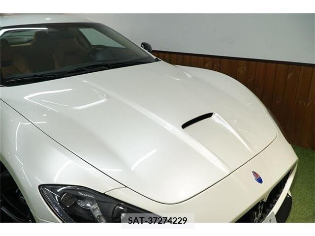 Maserati GRANTURISMO 2015-07 372092-4