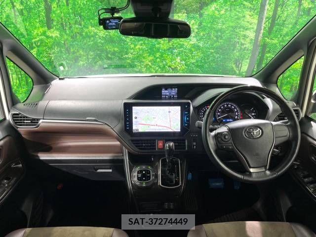 Toyota ESQUIRE 2017-09 379994-1