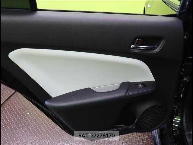 Toyota PRIUS 2016-12 344223-29