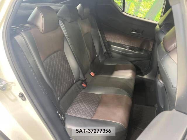 Toyota C-HR 2017-10 267380-9