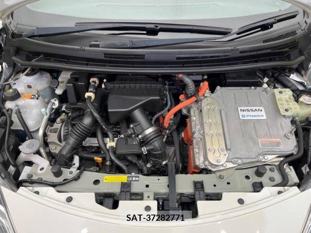Nissan NOTE 2017-06 214233-18